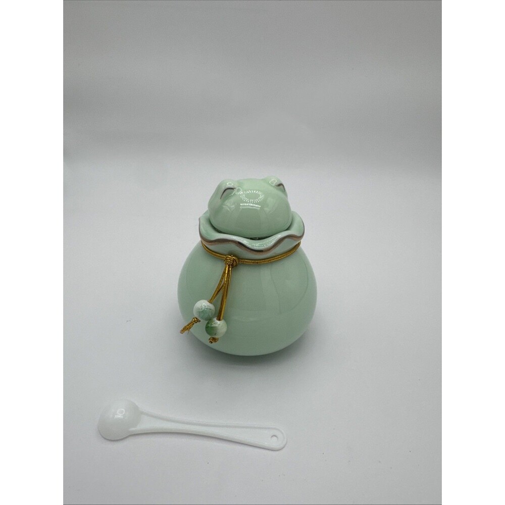 SOITIS Pet Memorial Urn for Cat Or Dog Ashes - 3.54 X3.15 Elegant Ceramic Urn